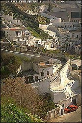 Sacromonte, con "La Chumbera" al fondo. Foto: Web Ayuntamiento de Granada.