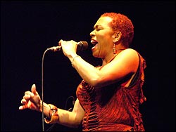 Dee Dee Bridgewater