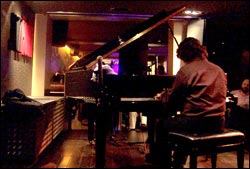 Chano Dom&iacute;nguez. Foto: Albert Alabau y Ra&uacute;l Vallejo.