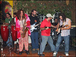 Funkdaci&oacute;n + Raimundo Amador. Foto: Juan Jes&uacute;s Garc&iacute;a