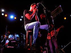 Mezcal en el Luna Sound. Foto: Sitoh Ortega