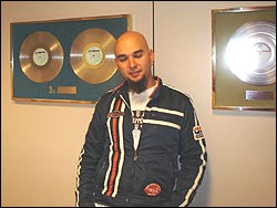 Carlos Escobedo (Savia)