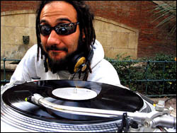 DJ Kaderas. Foto: Sitoh Ortega