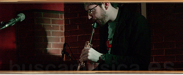 A LITTLE BEAT OF JAZZ