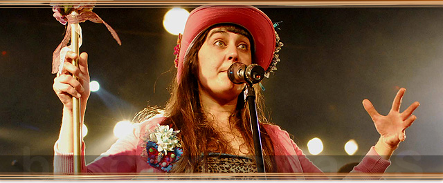 MAUI Y LOS SIRÉNIDOS