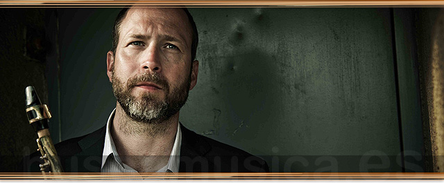 MICHAEL BLAKE & KRESTEN OSGOOD