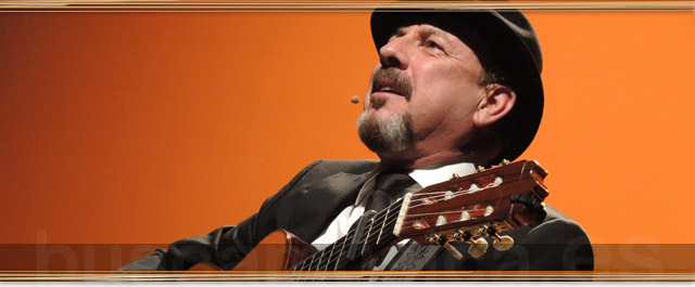 GIRANDO CON CARLOS CANO, ABRIL PARA VIVIR...