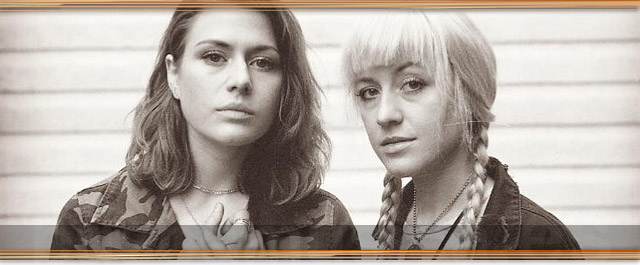 LARKIN POE