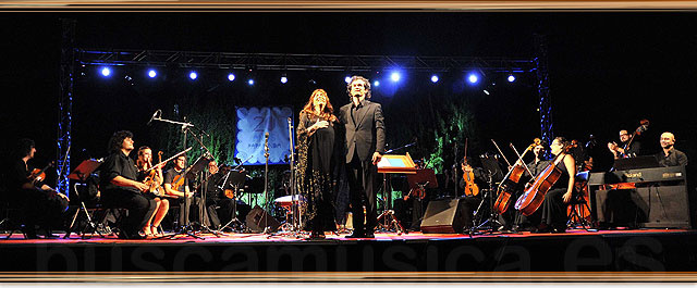 MARÍA DEL MAR BONET